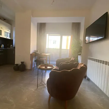 شقة Jade 28 *